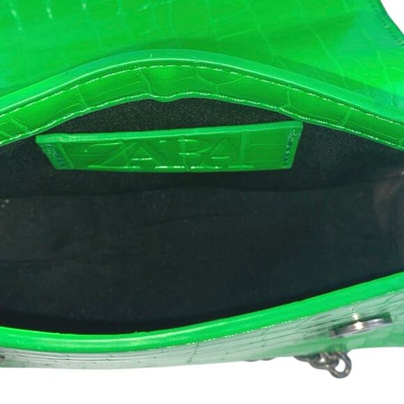 Zara Kelly Green Faux Leather Vegan Crossbody Chain Strap Mini Bag Handbag OS - Picture 4 of 5